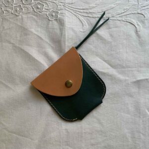 ‘Leather purse’