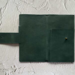 Nip / snap closure cover for Travelers’ notebook