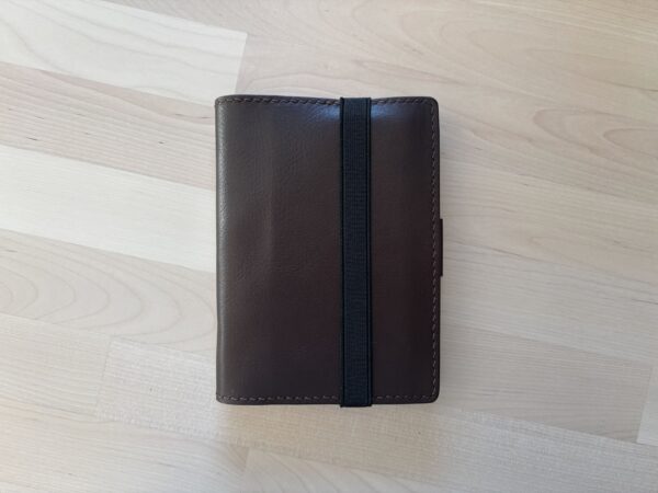 Side closure folio for Pocket / passport size