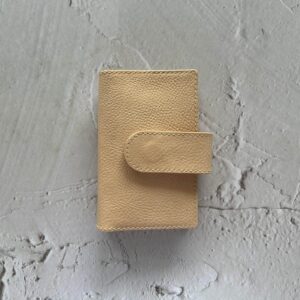 Chunky magnetic closure cover for Pocket / passport size