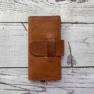 SALE – RTS – B6 slim Hobonichi Weeks cover with chunky clasp closure in Coconut leather
