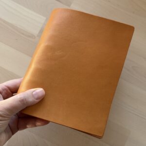 SALE – RTS – A6 Journal with rings in Brandy leather (30 mm rings), regular pen loop