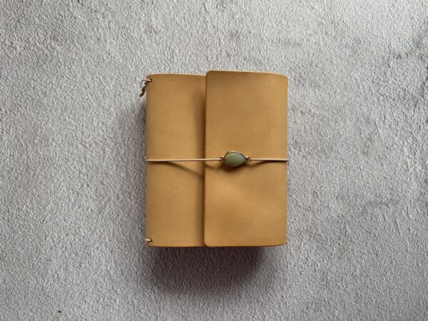 Trifold leather journal - Image 20