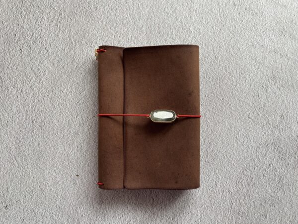 Trifold leather journal - Image 19