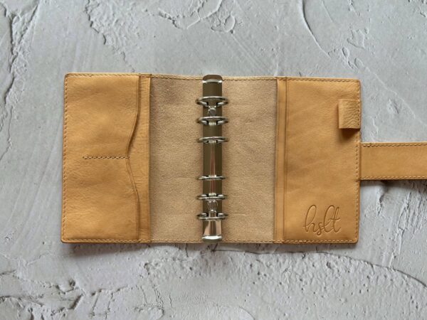 A6 rings cover with chunky belt closure - Image 7