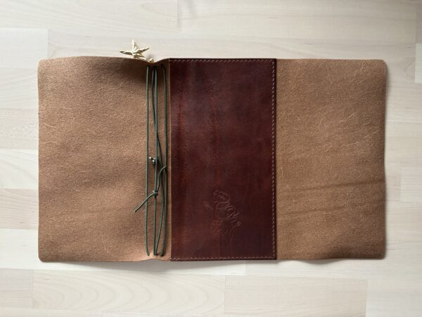 Trifold leather journal with a stitched pocket on the right - Image 6