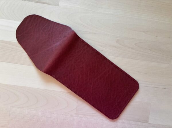 SALE - RTS - Vertical leather pencil pouch in Bordo leather - Image 2